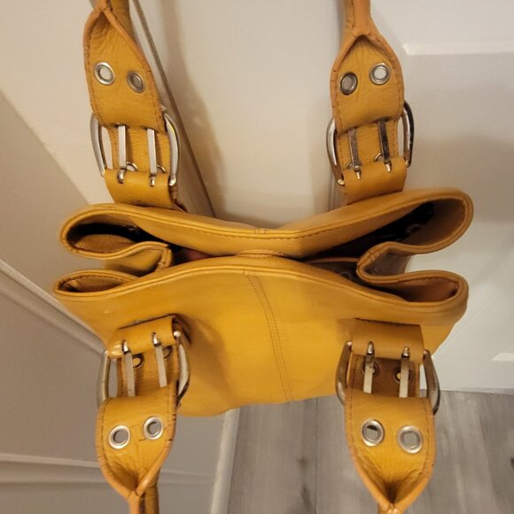 TIGNANELLO BUTTER YELLOW PEBBLED LEATHER HANDBAG PURSE TOTE - Picture 8 of 15